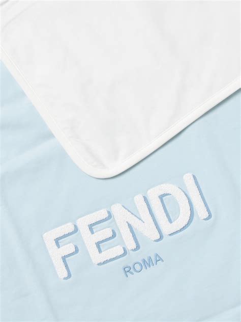 coperta fendi